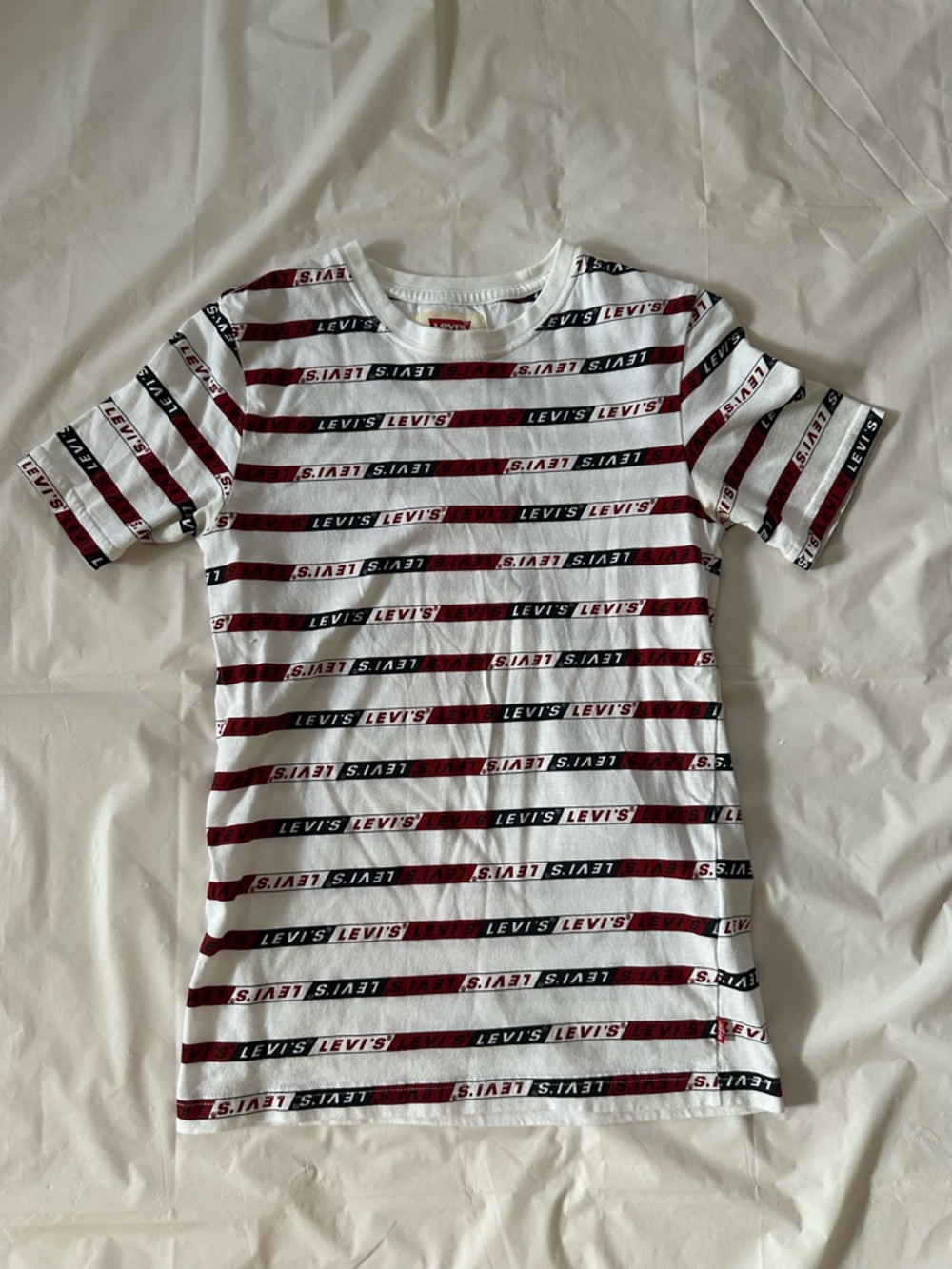 Levi's Kids White & Burgundy Striped Logo Tee